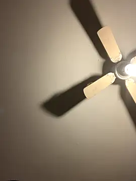 Snapshot of CarmeloA chatting on October 2025 08:31:01 PM CarmeloA online show from October 2025 08:31:01 PM