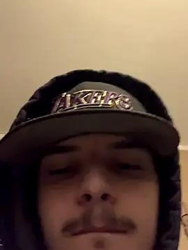 Snapshot of CarmeloA chatting on November 2025 08:02:01 AM CarmeloA online show from November 2025 08:02:01 AM