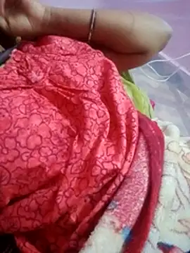 Juhi512 online show from February 2026 04:07:02 PM