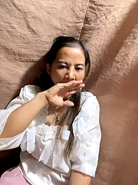 Miss-World00 online show from November 2025 12:24:01 AM