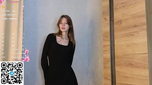 Erosyne online show from November 2025 05:11:01 PM