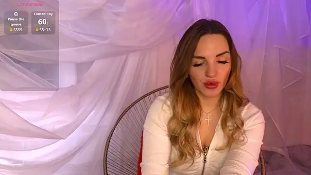 Snapshot of LustLagoon chatting on February 2026 06:08:01 AM LustLagoon online show from February 2026 06:08:01 AM