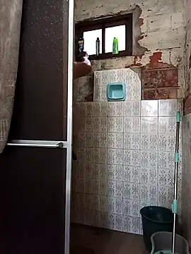 Motoboy100 online show from March 2026 12:18:01 PM