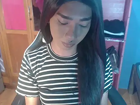 Snapshot of Yourasianbabyemma chatting on May 2026 02:49:02 PM Yourasianbabyemma online show from May 2026 02:49:02 PM
