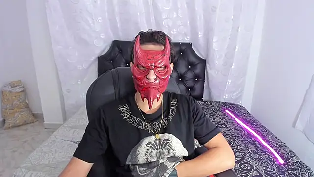 Hayden Boy  online show from October 2025 01:01:02 PM