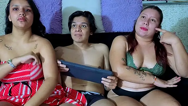 Party Wiith Medellin online show from October 2025 12:50:02 PM