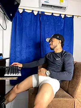 Kylian Alessandro online show from November 2025 06:27:01 AM