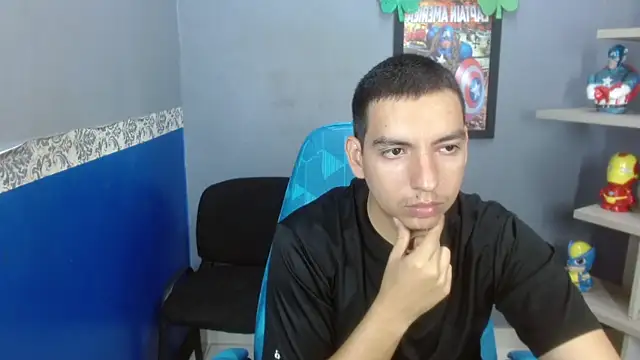 Axel Stones  online show from November 2025 02:07:02 PM