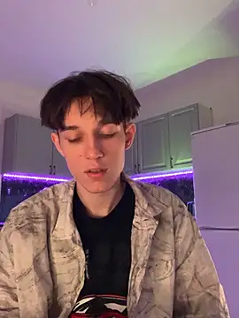 KristianGray online show from October 2025 04:09:01 PM