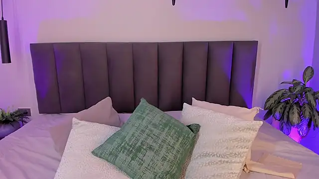 Snapshot of AilanaCortes chatting on February 2026 12:27:01 PM AilanaCortes online show from February 2026 12:27:01 PM