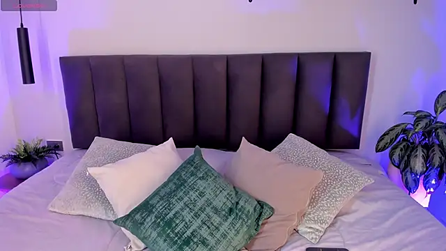 Snapshot of AilanaCortes chatting on February 2026 12:06:01 PM AilanaCortes online show from February 2026 12:06:01 PM