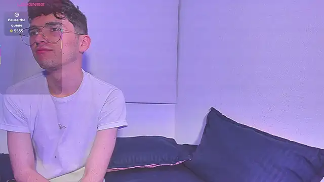 dani angel dark online show from November 2025 12:43:02 AM