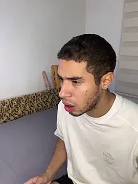 Snapshot of chucky_karla chatting on February 2026 04:32:01 AM chucky karla online show from February 2026 04:32:01 AM