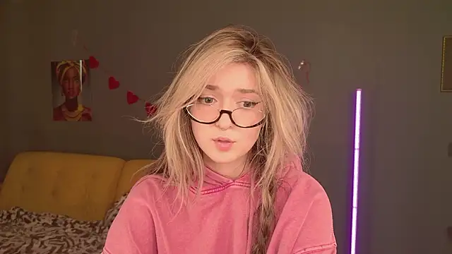 BellaSink online show from February 2026 07:51:01 AM