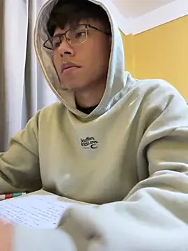 Snapshot of itrieddick chatting on November 2025 01:09:02 AM itrieddick online show from November 2025 01:09:02 AM