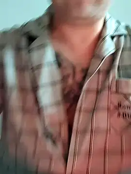 Snapshot of caige8888 chatting on November 2025 02:32:01 AM caige8888 online show from November 2025 02:32:01 AM