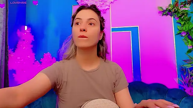 AriannaSins online show from May 2026 01:17:02 PM