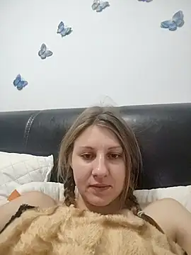 SandyCassie online show from October 2025 10:22:02 PM