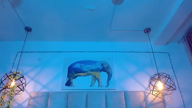 Snapshot of antonella_rosecs chatting on November 2025 04:44:01 AM antonella rosecs online show from November 2025 04:44:01 AM