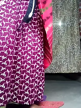 Rajni chauhan online show from November 2025 05:24:01 PM