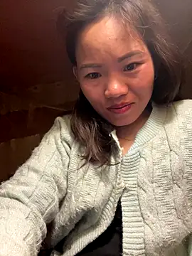 Saomai25 online show from December 2025 08:35:01 PM