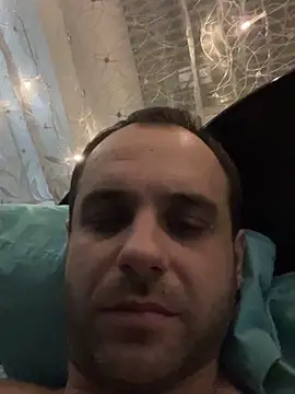 AndyLynn online show from December 2025 06:26:01 PM