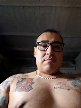 Rueditasss online show from December 2025 03:46:01 AM