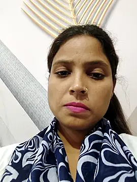 Anshika1431 online show from November 2025 02:47:01 AM