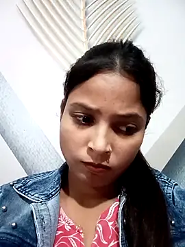 Anshika1431 online show from November 2025 04:18:02 PM