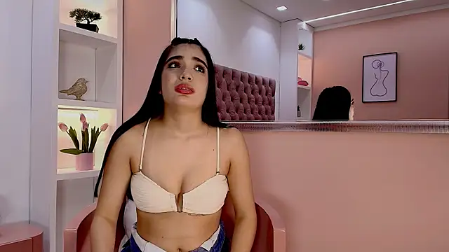 eva rosier5 online show from October 2025 02:41:01 PM