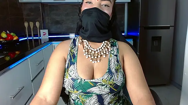 Iniya Parul online show from February 2026 02:43:02 PM