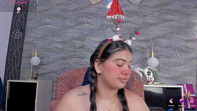 lilithst  online show from December 2025 09:10:02 PM