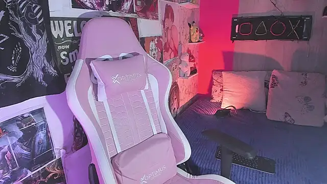 AuroraChannn online show from December 2025 02:50:02 AM