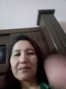 Bigtitsass81 online show from November 2025 03:19:02 PM