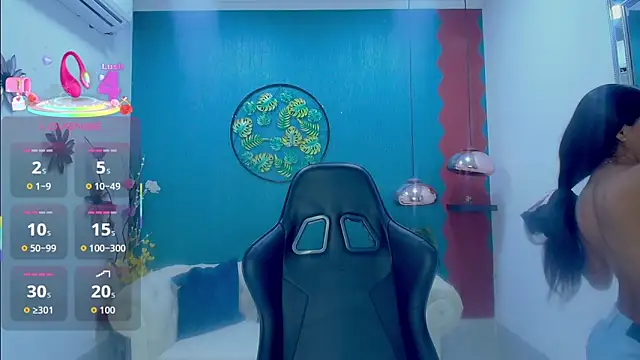 Miagreys1 online show from November 2025 11:21:02 AM