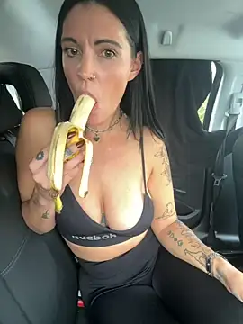 DarkestDreamxox online show from October 2025 01:36:03 PM