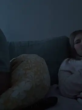 feetdetente online show from November 2025 01:04:02 AM