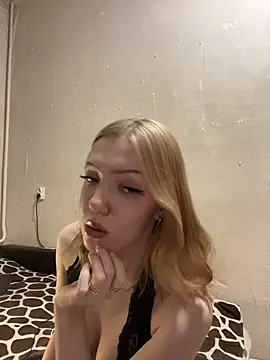 AlexandraXKitty online show from November 2025 11:41:01 PM