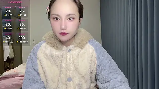 Momo-999 online show from December 2025 04:16:01 PM