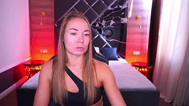 VixenMuse online show from October 2025 07:20:02 AM