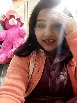 Vanshika1432 online show from January 2026 04:58:02 AM