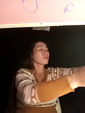 Snapshot of tabby-cat11 chatting on November 2025 03:14:02 PM tabby-cat11 online show from November 2025 03:14:02 PM