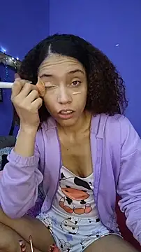 Luna-Vixen1 online show from November 2025 12:19:02 PM