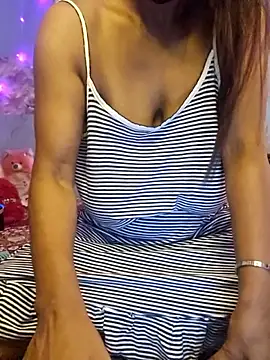 Snapshot of Desi_Maya69 chatting on June 2026 04:25:02 AM Desi Maya69 online show from June 2026 04:25:02 AM
