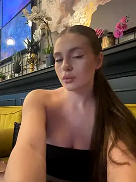 VIP MILENA online show from November 2025 02:40:02 PM