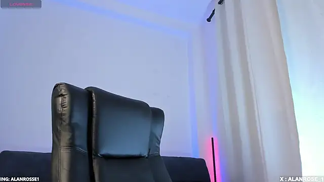 AlanRose01 online show from November 2025 01:32:01 PM