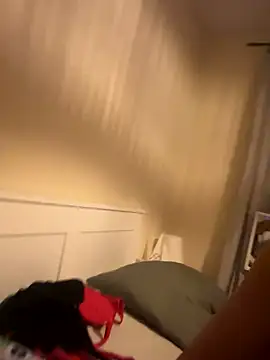 Lolaaa17740 online show from October 2025 06:08:02 PM