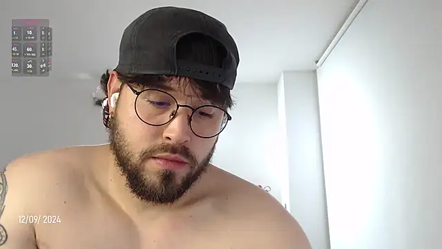 SugaredDigit online show from December 2024 01:00:02 AM