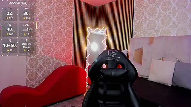 Adisson Tay online show from November 2025 11:53:01 AM