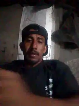 Snapshot of Orlao25cm chatting on October 2025 07:20:02 AM Orlao25cm online show from October 2025 07:20:02 AM